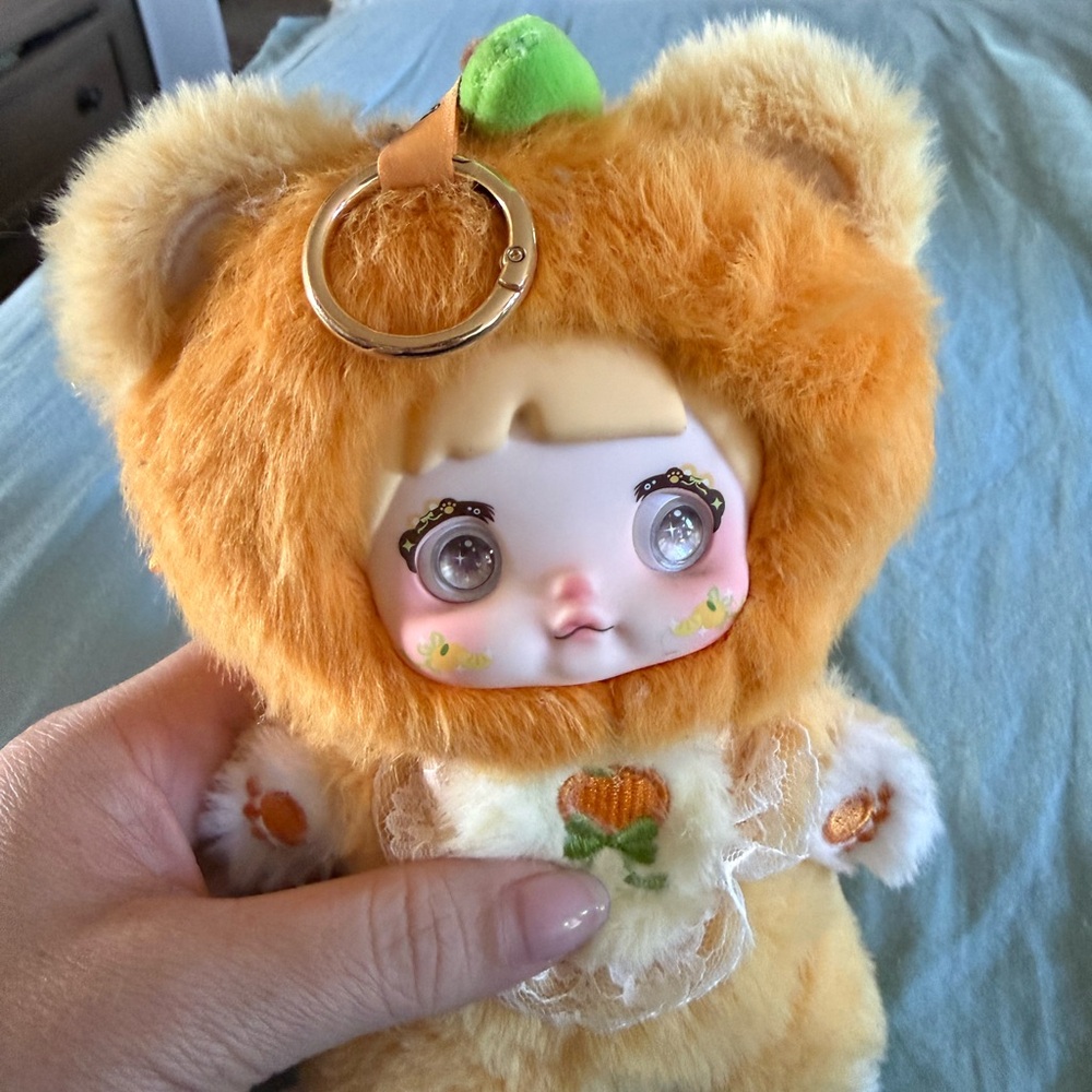 Cute Orange Nommi Plush Doll Keychain collectible
